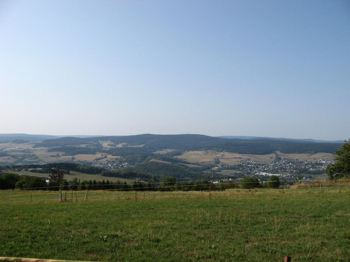 Apartamento Am Balkon Des Erzgebirges Bernsbach Exterior foto